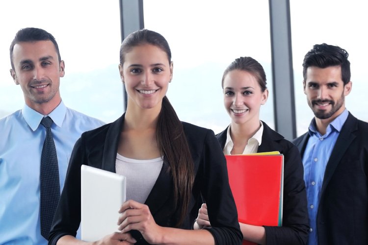 Equipo de profesionales de tecnología